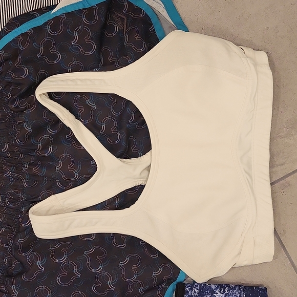 Small workout bundle - Picture 3 of 9